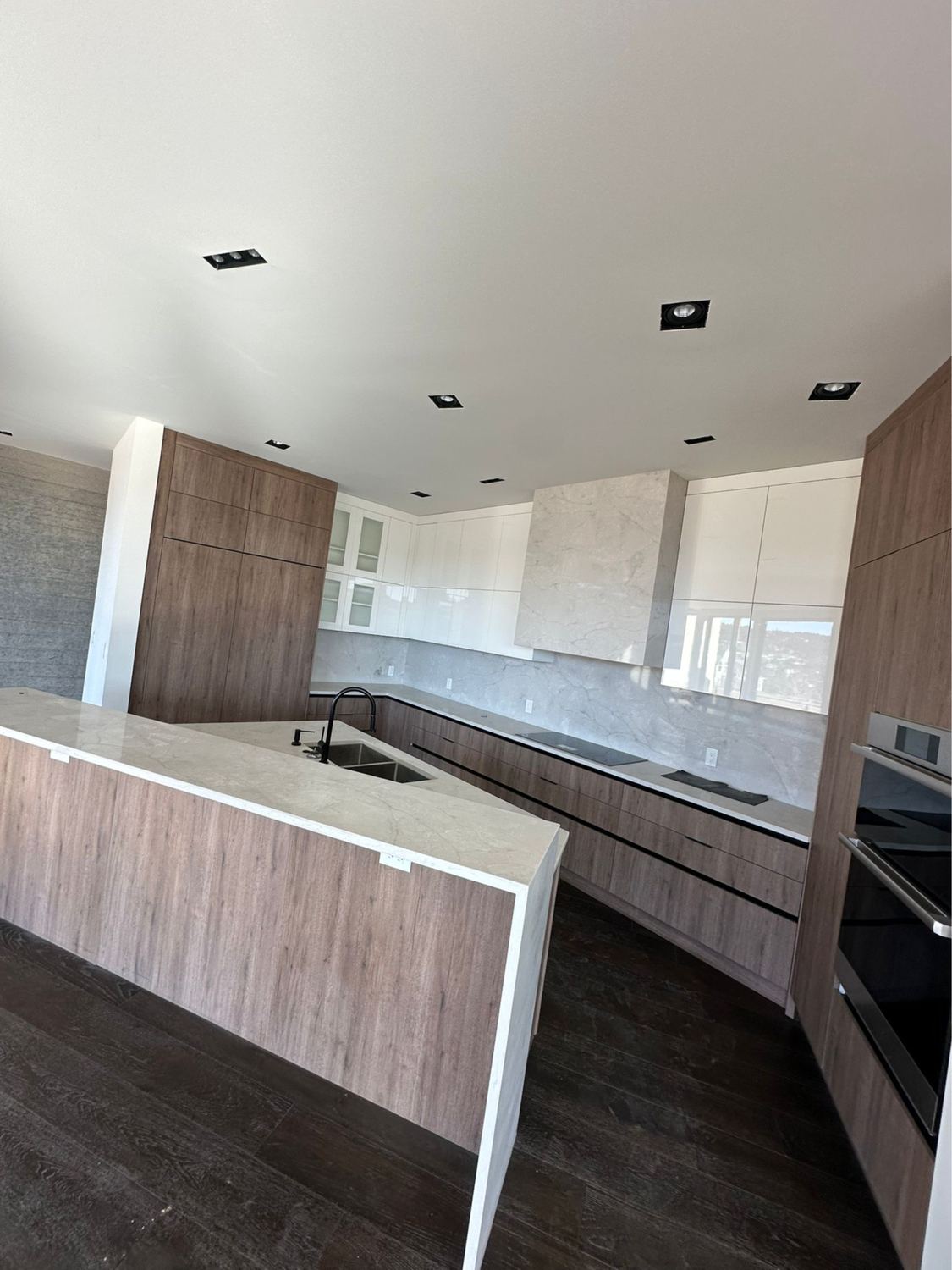 Two-tone cabinetry kitchen remodel for a homeowner in Thornton, CO.
